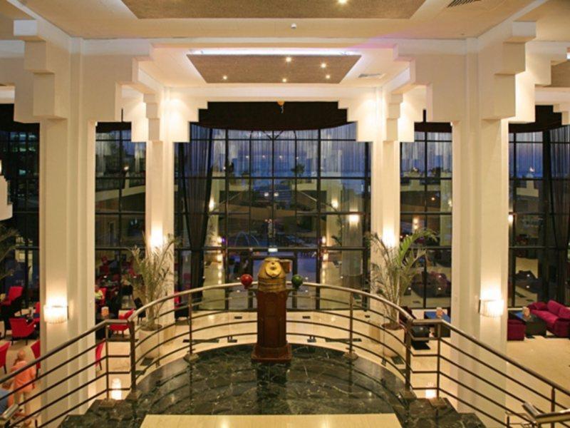 St. George Gardens & Suites Klorakas Buitenkant foto