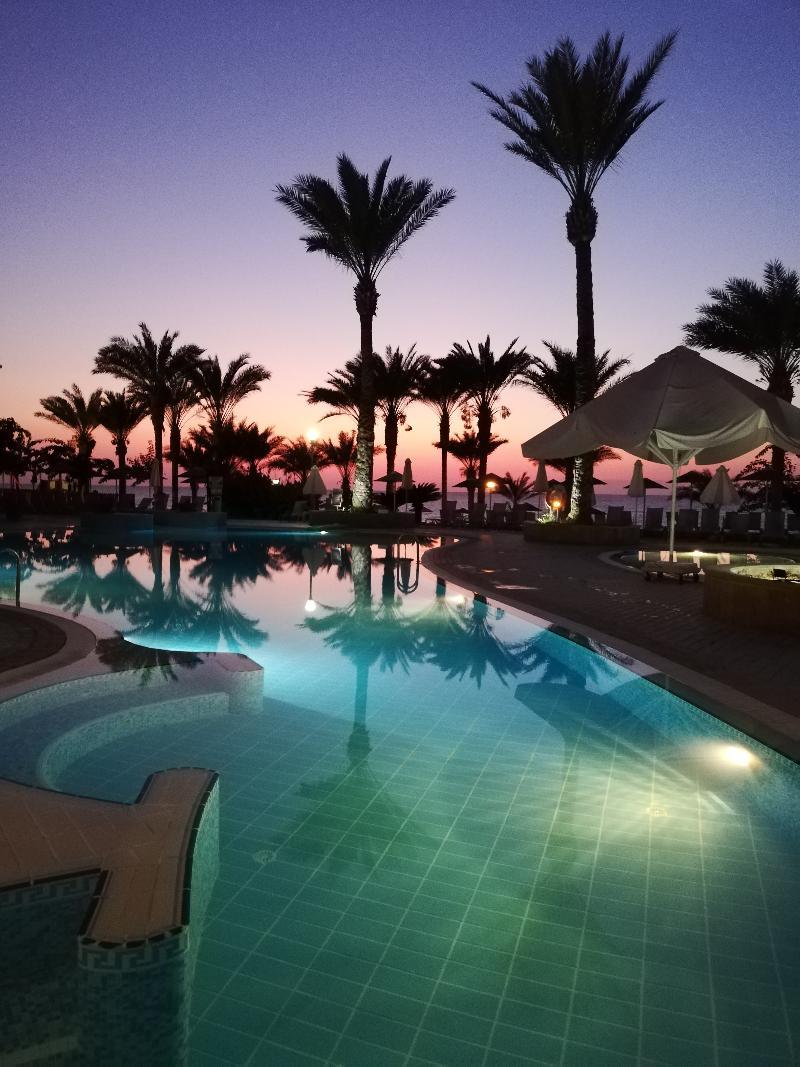 St. George Gardens & Suites Klorakas Buitenkant foto